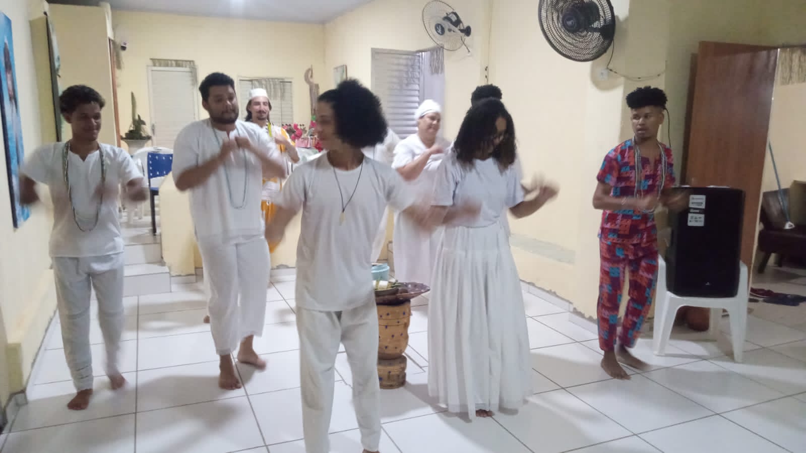 OFICINA DE DANÇA – GRUPO GUERREIROS DO AFOXÉ